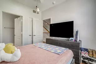 714 E 1st St, Fort Worth, TX 76102 - Photo 31