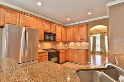 11921 Kingsville Drive, Frisco, TX 75035 - Photo 11