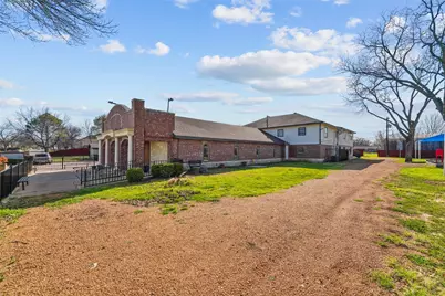 501 NE 31st Street, Grand Prairie, TX 75050 - Photo 3