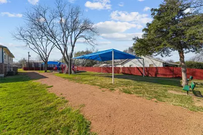 501 NE 31st Street, Grand Prairie, TX 75050 - Photo 37