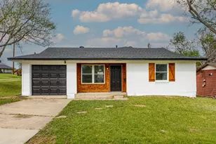 1221 Rusk Dr, Mesquite, TX 75149 - Photo 1