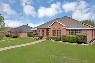 1625 Deer Creek Dr, DeSoto, TX 75115 - Photo 3