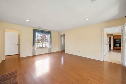 3601 Lake Champlain Drive, Arlington, TX 76016 - Photo 5