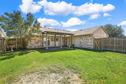 8401 Chesham Drive, Rowlett, TX 75088 - Photo 15