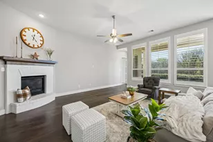 1104 Bluestem Dr, Aubrey, TX 76227 - Photo 19