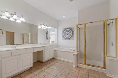 2412 Aramic Court, Arlington, TX 76001 - Photo 7