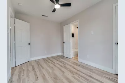 239 Redwood Street, Mesquite, TX 75181 - Photo 11