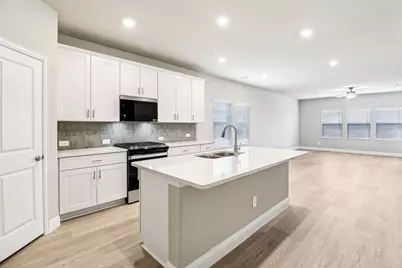 6636 Creek Edge Circle, Fort Worth, TX 76036 - Photo 3