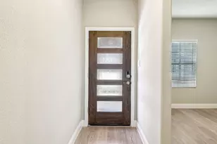 6636 Creek Edge Cir, Fort Worth, TX 76036 - Photo 5