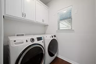 1556 Lizzie Ln, Burleson, TX 76028 - Photo 15