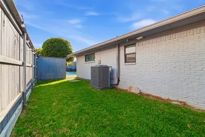 10717 Ferndale Road, Dallas, TX 75238 - Photo 35