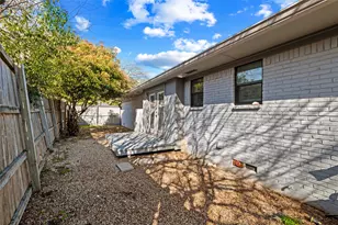 10717 Ferndale Rd, Dallas, TX 75238 - Photo 31