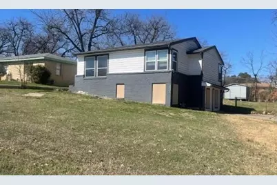 2437 Alloway Drive, Fort Worth, TX 76119 - Photo 3