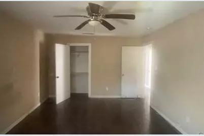 2437 Alloway Drive, Fort Worth, TX 76119 - Photo 15