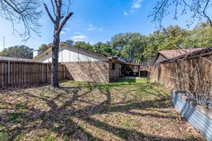 2818 Ashglen Dr, Garland, TX 75043 - Photo 19