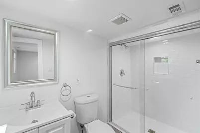 709 N Buffalo Avenue, Cleburne, TX 76033 - Photo 13