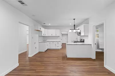 709 N Buffalo Avenue, Cleburne, TX 76033 - Photo 9