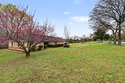 611 Shawnee Road, Waxahachie, TX 75165 - Photo 3