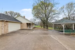 611 Shawnee Rd, Waxahachie, TX 75165 - Photo 27