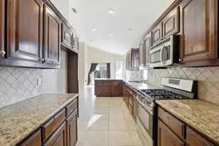 5204 Grayson Ridge Dr, Fort Worth, TX 76179 - Photo 9