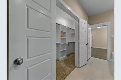 614 N M L King Jr Boulevard, Grand Prairie, TX 75050 - Photo 11