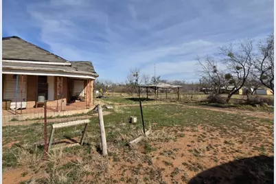 801 Haskell Street, Sweetwater, TX 79556 - Photo 7
