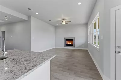 314 Oakwood Avenue, Jacksboro, TX 76458 - Photo 7