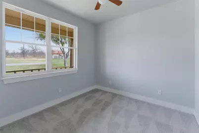 314 Oakwood Avenue, Jacksboro, TX 76458 - Photo 13