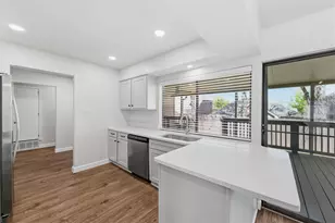 405 Thorn Wood Dr, Euless, TX 76039 - Photo 11