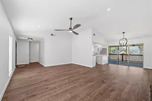 405 Thorn Wood Dr, Euless, TX 76039 - Photo 7