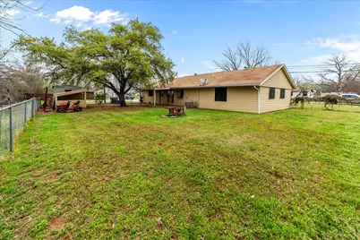 600 S Colorado Street, Whitney, TX 76692 - Photo 9