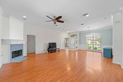 1115 Brook Arbor Drive, Mansfield, TX 76063 - Photo 9