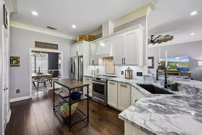 5704 Nutcracker Drive, Granbury, TX 76049 - Photo 3