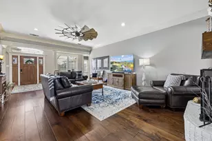 5704 Nutcracker Dr, Granbury, TX 76049 - Photo 11