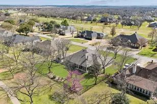 5704 Nutcracker Dr, Granbury, TX 76049 - Photo 7