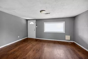 130 Center St, Nevada, TX 75173 - Photo 7