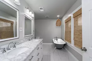 3240 Lipscomb St, Fort Worth, TX 76110 - Photo 11