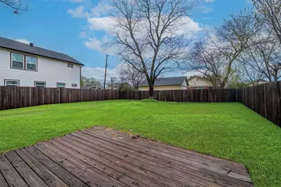 3240 Lipscomb Street, Fort Worth, TX 76110 - Photo 21