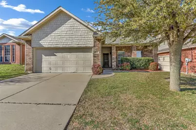 804 Rio Bravo Drive, Fort Worth, TX 76052 - Photo 1