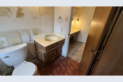 1004 Rosewood Drive, DeSoto, TX 75115 - Photo 31