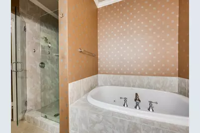 3401 Lee Parkway #102, Dallas, TX 75219 - Photo 15
