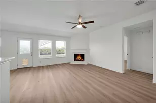 400 Copper Ridge Rd, Fort Worth, TX 76052 - Photo 5