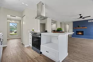 626 Bradfield Dr, Garland, TX 75042 - Photo 9