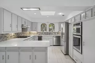 6218 Stonehill Dr, Dallas, TX 75254 - Photo 9