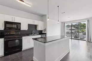 4414 Cedar Springs Rd, Dallas, TX 75219 - Photo 13