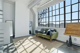 2220 Canton St, Dallas, TX 75201 - Photo 25