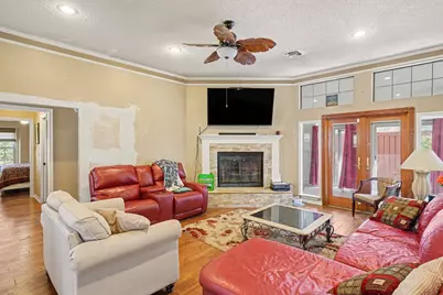 1925 Highland Park Circle, Denton, TX 76205 - Photo 5