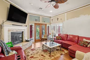 1925 Highland Park Cir, Denton, TX 76205 - Photo 3