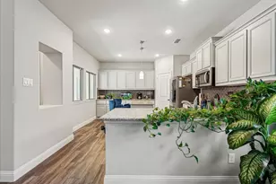 920 Cricket St, Aubrey, TX 76227 - Photo 9