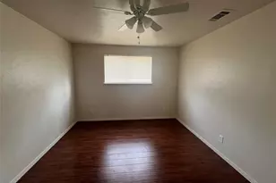 533 Arbor Ln, Lancaster, TX 75134 - Photo 27